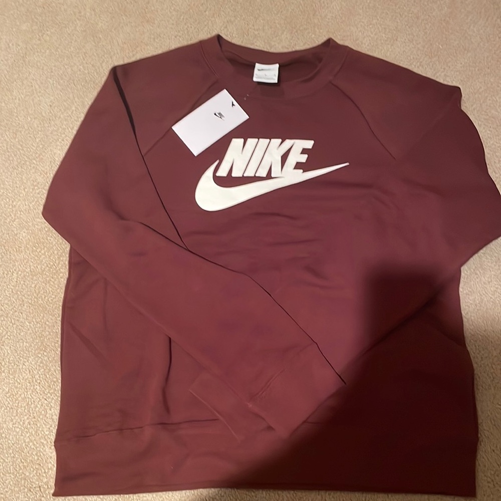 Brown Nike Sweatshirt || NWT || Size M
